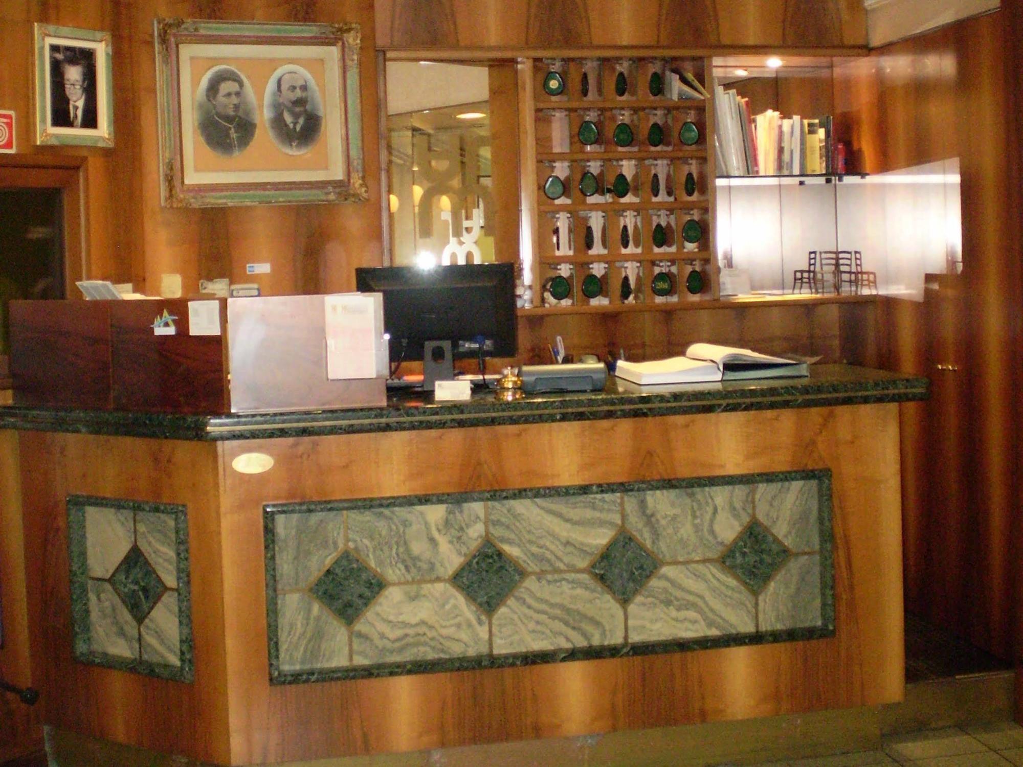Albergo Moderno Lovere Exteriér fotografie
