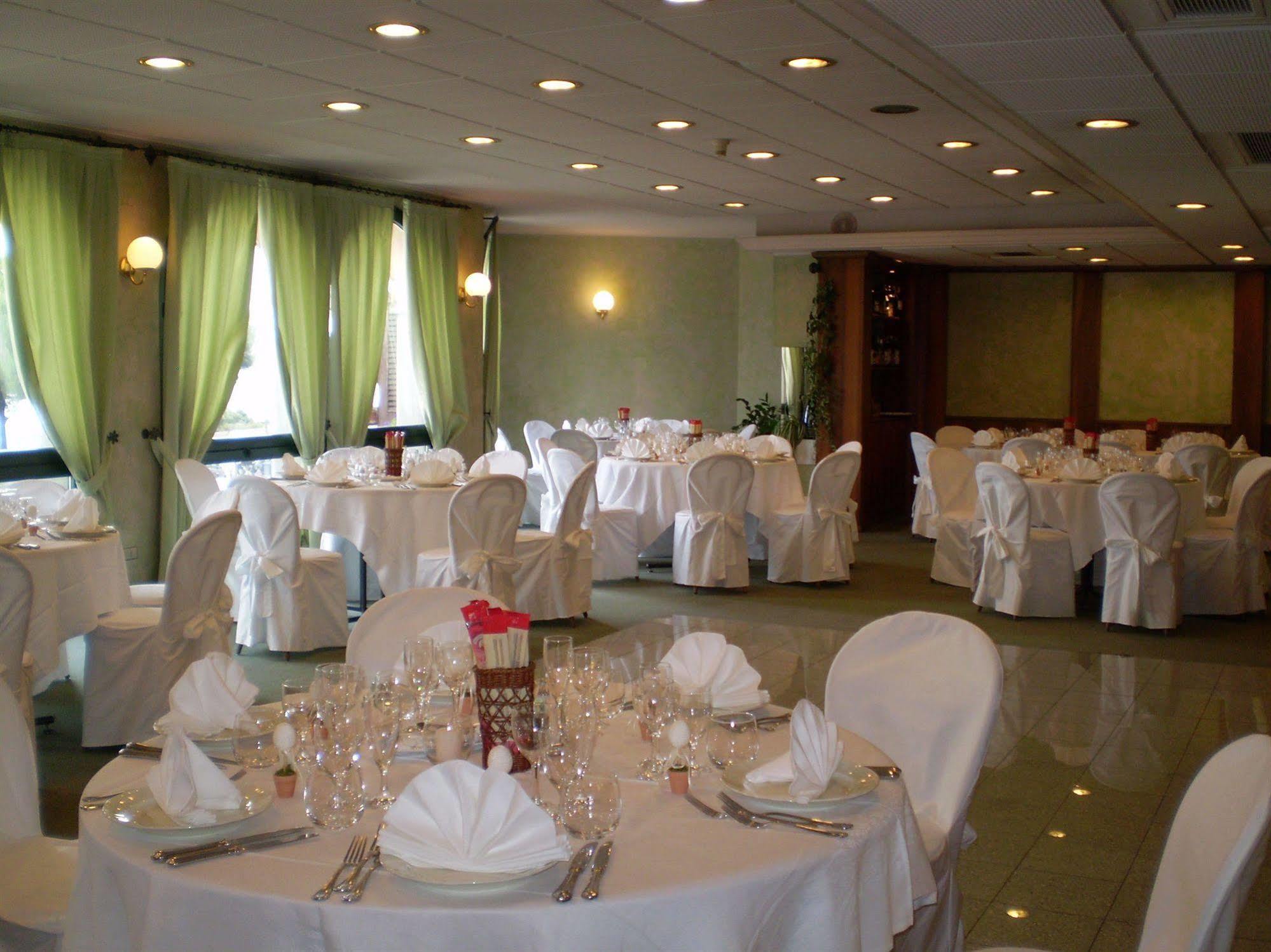 Albergo Moderno Lovere Exteriér fotografie